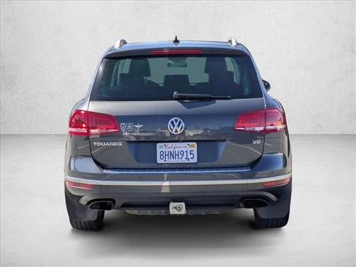 2016 Volkswagen Touareg VR6 Sport