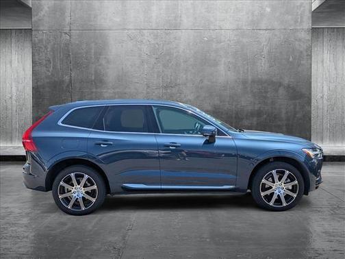 2019 Volvo XC60 Recharge Plug-In Hybrid T8 Inscription