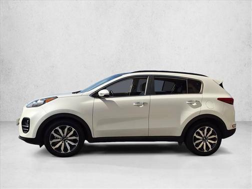 Snow White Pearl 2018 Kia Sportage EX