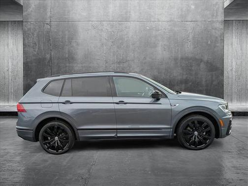 2021 Volkswagen Tiguan 2.0T SE R-Line Black