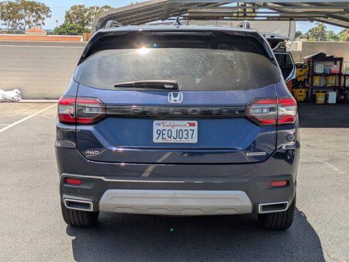 2023 Honda Pilot Touring 8-Passenger