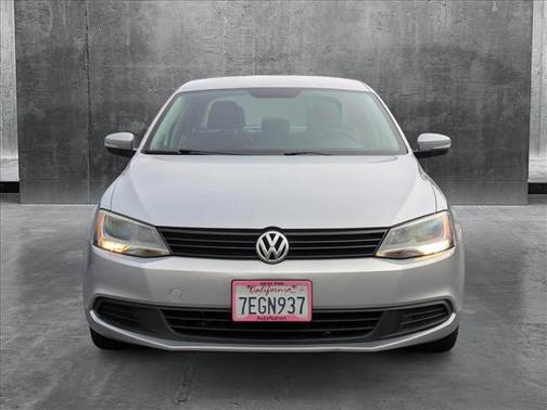 2014 Volkswagen Jetta Auto SE