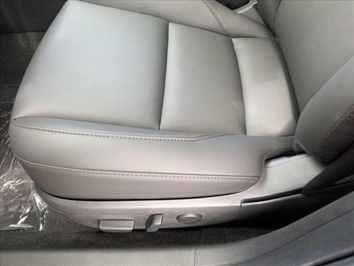 2025 Mazda Mazda3 FWD w/Preferred Package