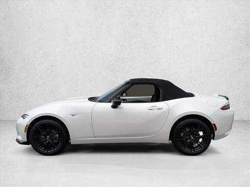Snowflake White Pearl Mica 2026 Mazda MX-5 Miata Club