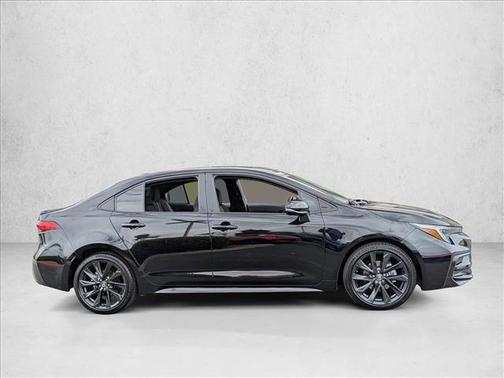 Midnight Black Metallic 2024 Toyota Corolla SE