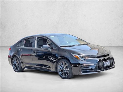 Midnight Black Metallic 2024 Toyota Corolla SE