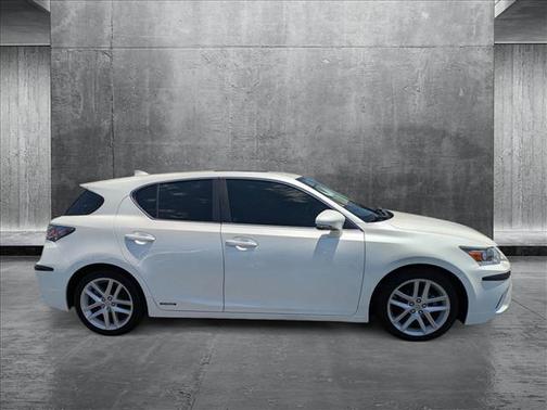 2017 Lexus CT 200h Base