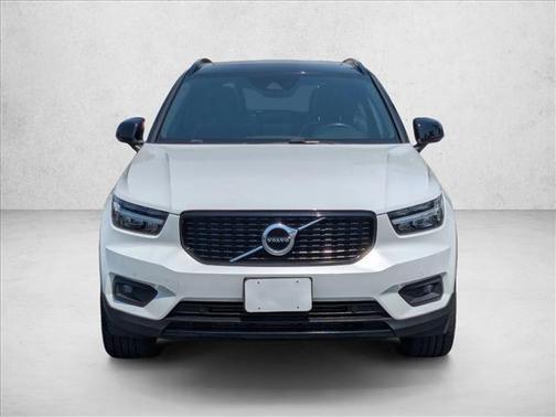 2021 Volvo XC40 T5 R-Design