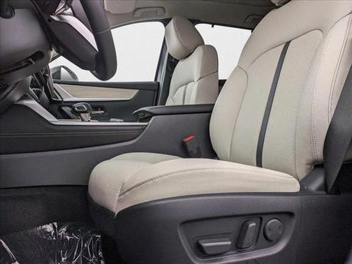 2025 Mazda CX-70 PHEV Premium Package