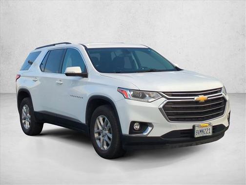 2021 Chevrolet Traverse LT Cloth