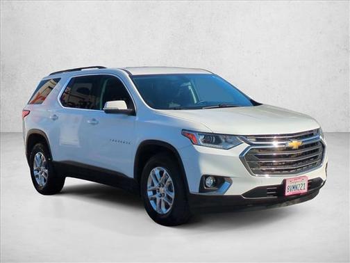 2021 Chevrolet Traverse LT Cloth