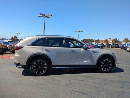 2024 Mazda CX-90 PHEV Premium