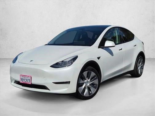 White 2022 Tesla Model Y Long Range