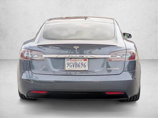 2020 Tesla Model S Performance