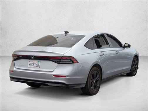 Solar Silver Metal 2025 Honda Accord SE