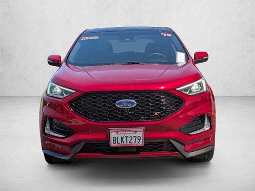 Ruby Red Metallic Tinted Clearcoat 2019 Ford Edge ST