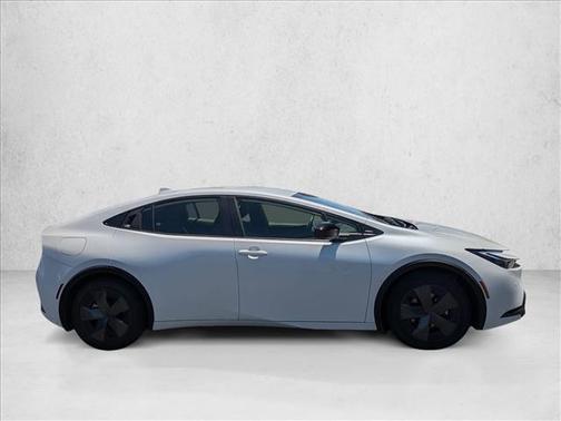 Wind Chill Pearl 2024 Toyota Prius Prime SE