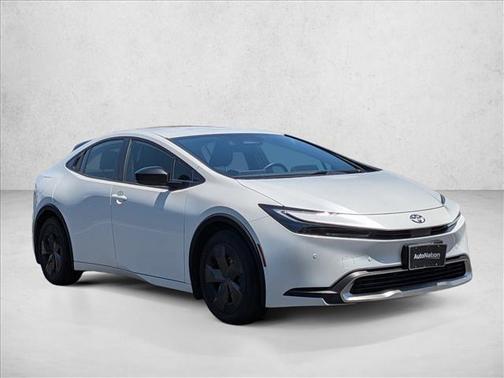 Wind Chill Pearl 2024 Toyota Prius Prime SE