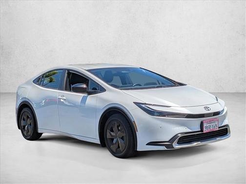 Wind Chill Pearl 2024 Toyota Prius Prime SE