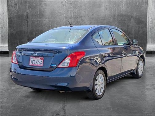 2014 Nissan Versa 1.6 S