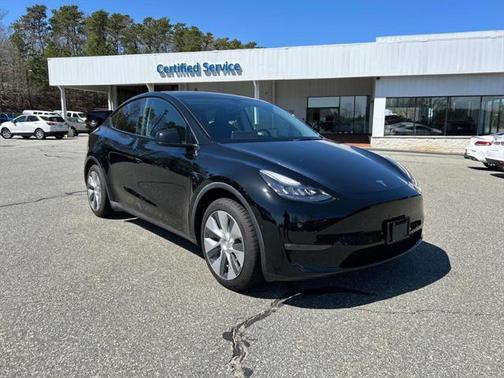 2021 Tesla Model Y Standard Range Rear-Wheel Drive
