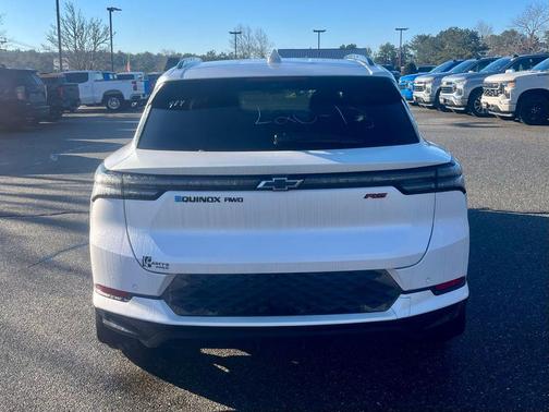 2025 Chevrolet Equinox EV RS