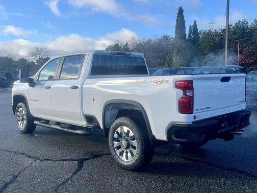 2026 Chevrolet Silverado 2500 Custom
