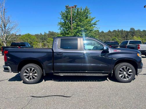 Dark Ash Metallic 2022 Chevrolet Silverado 1500 LT