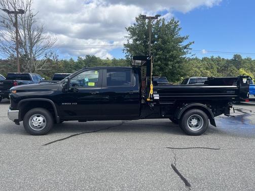 2025 Chevrolet Silverado 3500 WT