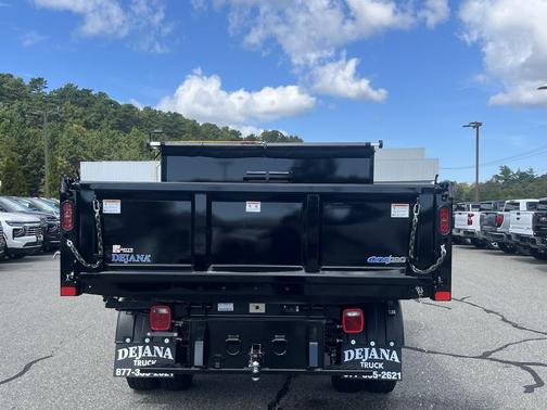 2025 Chevrolet Silverado 3500 WT