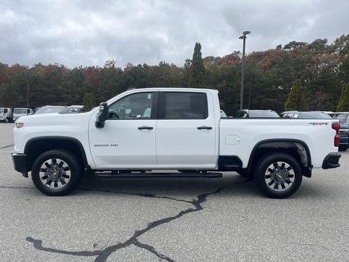 2023 Chevrolet Silverado 2500 Custom