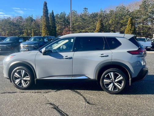 2021 Nissan Rogue SL