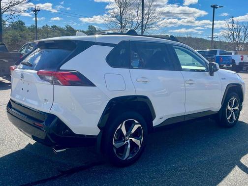 Ice Cap 2024 Toyota RAV4 Prime SE