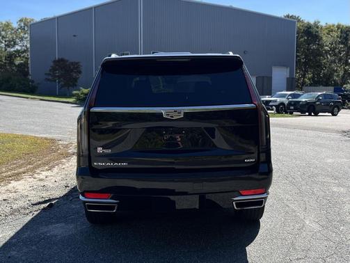 2023 Cadillac Escalade ESV Premium Luxury