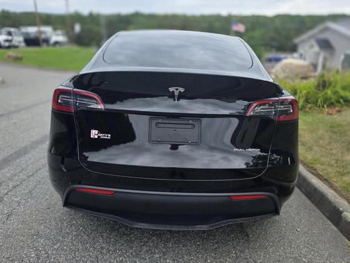2023 Tesla Model Y Long Range Dual Motor All-Wheel Drive