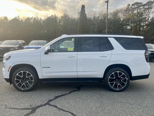 2026 Chevrolet Tahoe 4WD RST