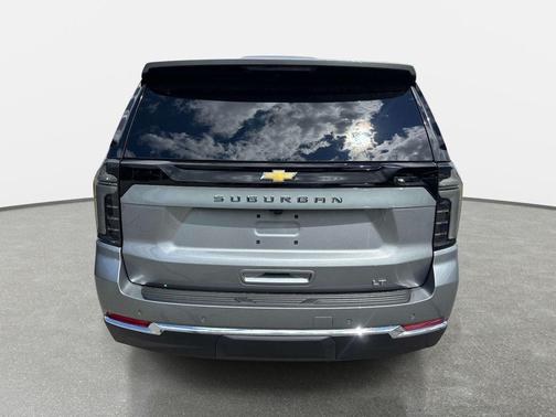 Sterling Gray Metallic 2026 Chevrolet Suburban LT