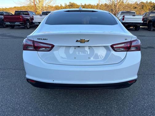 2022 Chevrolet Malibu FWD LT