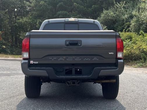 2016 Toyota Tacoma SR