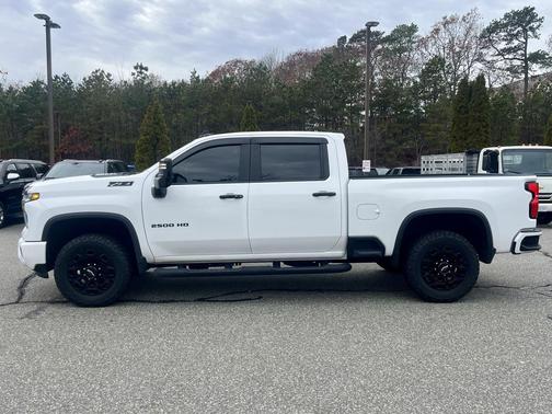 2024 Chevrolet Silverado 2500 LT