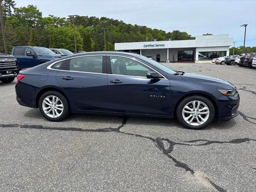 2017 Chevrolet Malibu 1LT