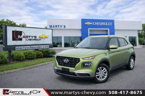 2023 Hyundai VENUE SE