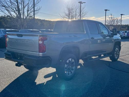 2026 Chevrolet Silverado 2500 Custom