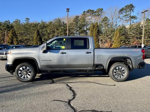 2026 Chevrolet Silverado 2500 Custom