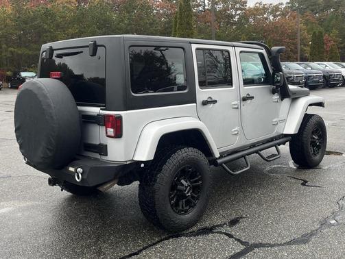 2012 Jeep Wrangler Unlimited Sahara
