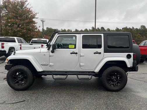 2012 Jeep Wrangler Unlimited Sahara
