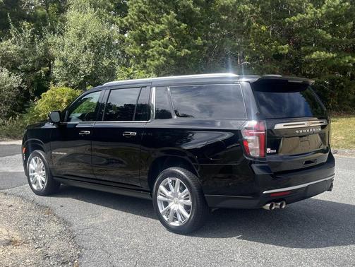2021 Chevrolet Suburban 4WD High Country