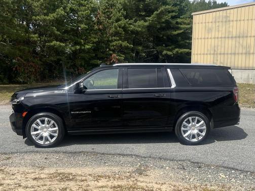 2021 Chevrolet Suburban 4WD High Country