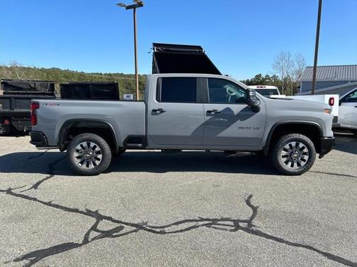 2025 Chevrolet Silverado 2500 Custom
