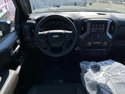 2025 Chevrolet Silverado 2500 Custom